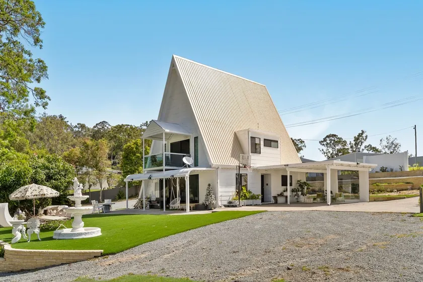 Tranquil Hideaway in Mudgeeraba - Fully Fenced - Image 1