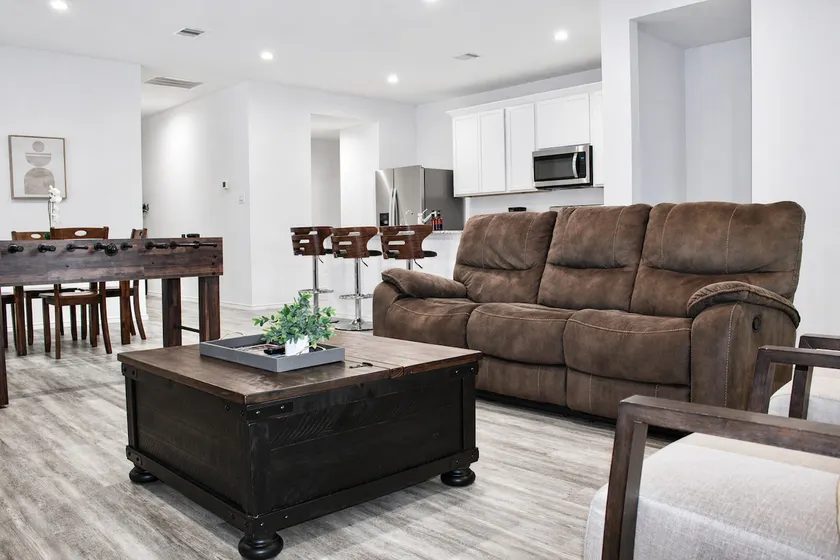 Modern Getaway with Grill and Games - Image 1
