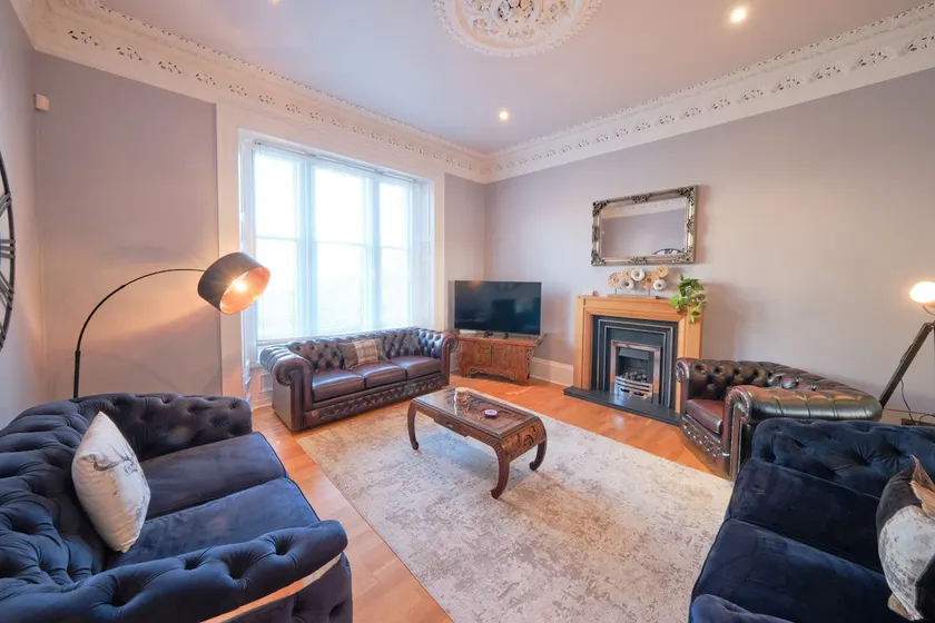 Bruce on the Row-Historic Elegance near Edinburgh by Urban Haggis Stays - Image 1