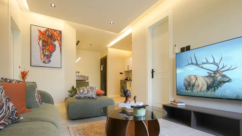 Lova Apartment 75-inch Screen Resort - Image 1