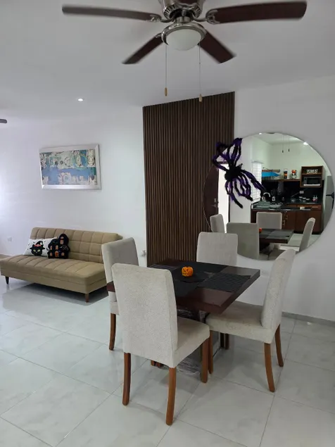 House with an excellent location in Torreon - Image 1