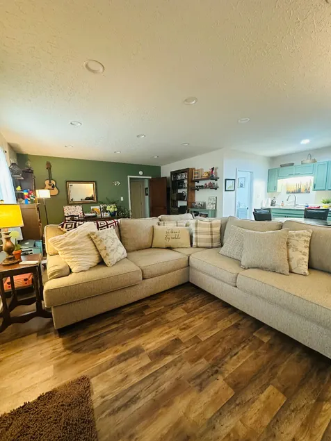 “Relax & Recharge in Our Cozy Suite” - Image 1