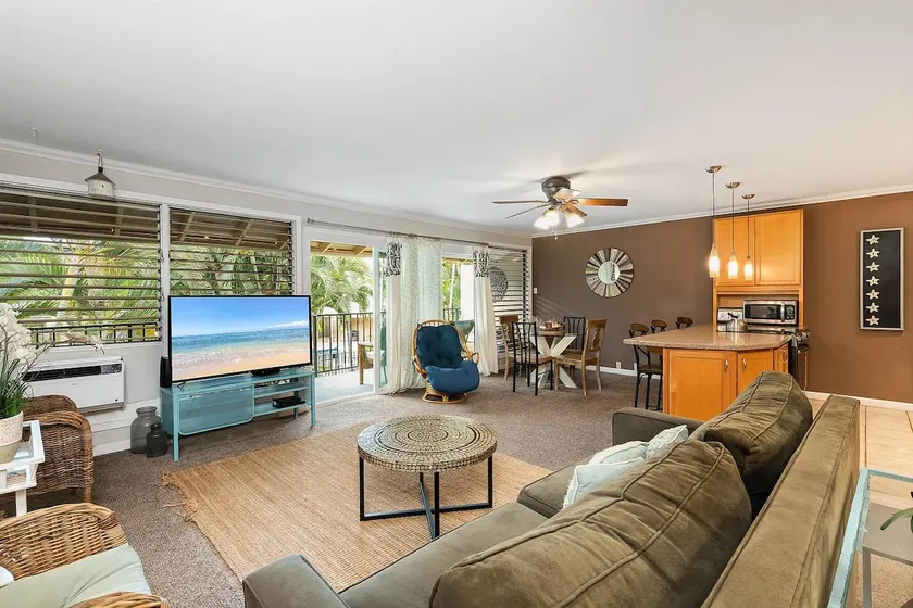 Bright Maui Condo • Large Lanai • Walk to Beach - Image 1