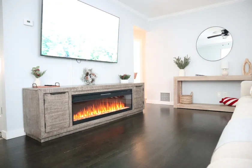 Modern 4BR Fun Retreat | w/Arcade, Near MOA & MSP - Image 1