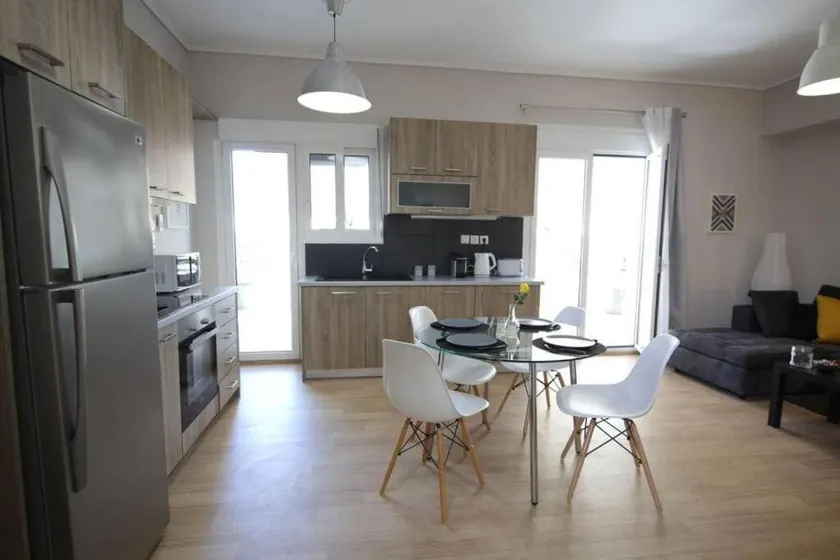 Penthouse lux flat with 2 bd next to larissis - Image 1