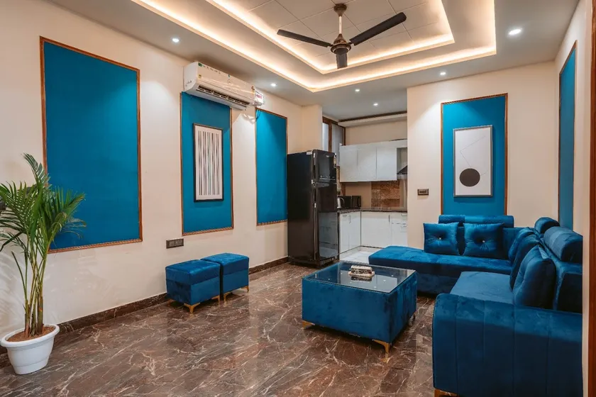 “Tranquil Home near Metro - Image 1