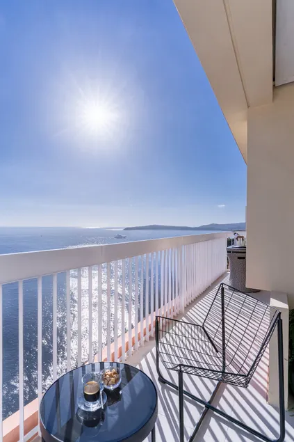 Luxury Top Floor Sea View Downtown Cap d'Ail - Image 1