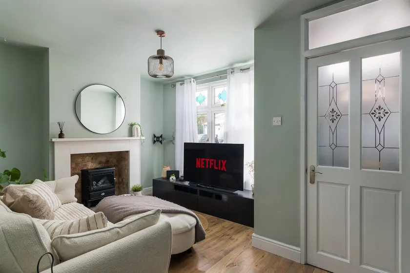 Charming Stony Stratford Milton Keynes Home - Image 1