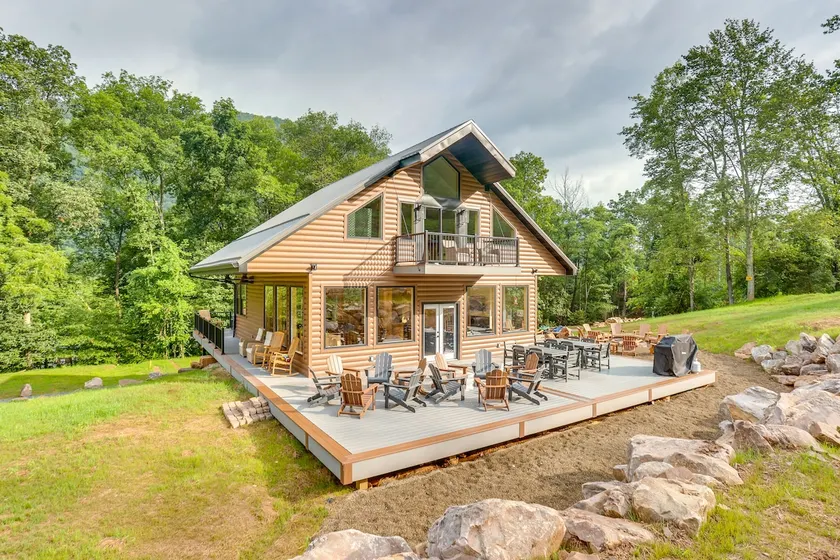 Resting Eagle Cabin w/ Mtn Views in PA Wilds - Image 1