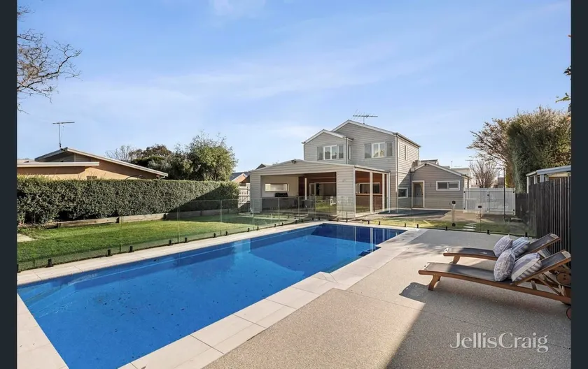 Barwon Heads Pool House, Heated Pool, Coastal Luxe - Image 1