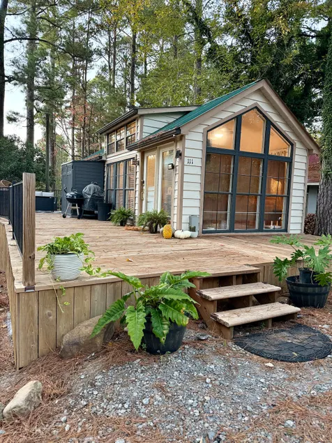 •Bungalow One Eleven• - Image 1