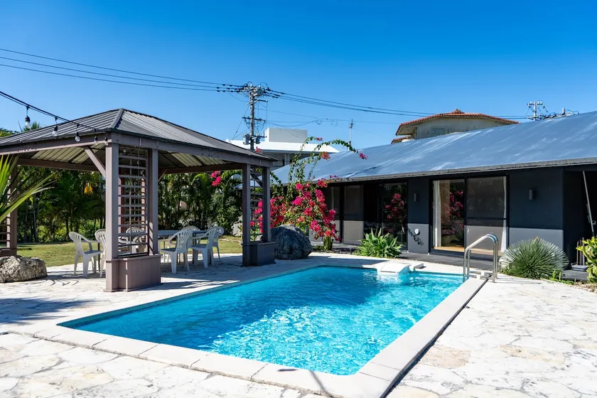 Pool & Sauna｜BBQ Terrace & Garden with Playground - Image 1