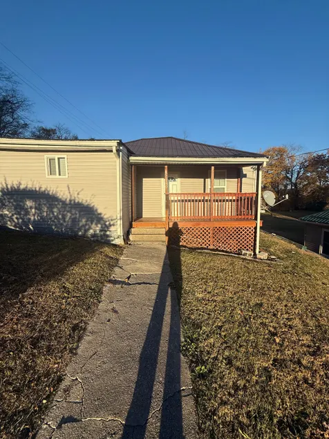 Brown’s Air BnB - Image 1