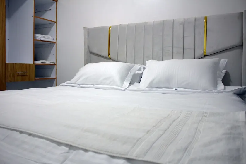 Leila's Cozy Meru Staycation - Image 1