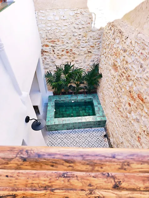 Boutique house · Ideal for couples or small groups - Image 1