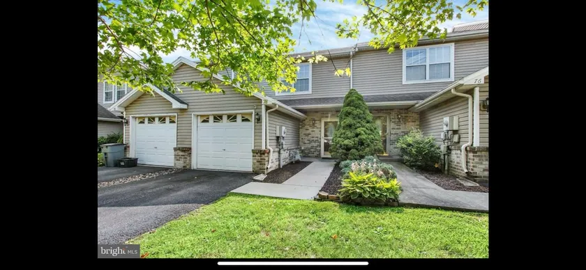 Townhouse in Dillsburg - 2 bedroom, 2.5 bath - Image 1