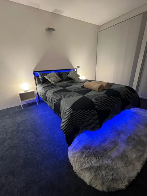 Private Studio Apartment in Bondi Beach - Image 1