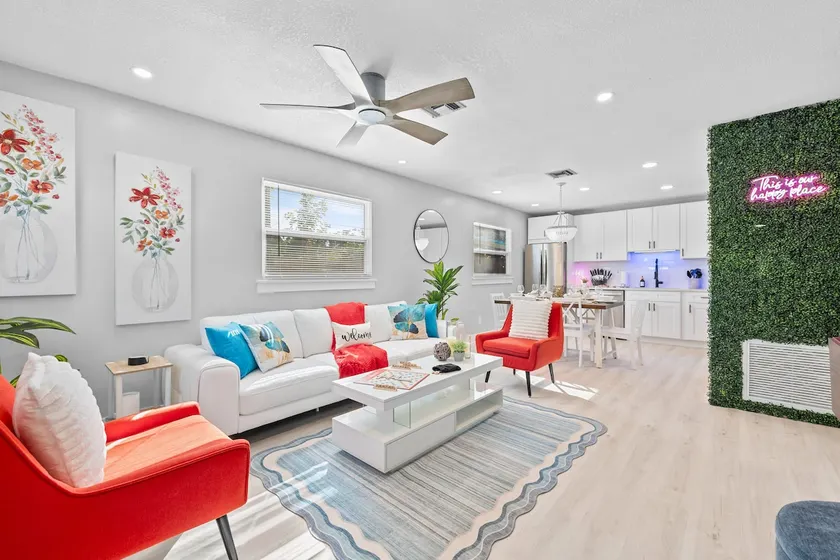 Pool & Game House 13 min to Clearwater/IR Beaches - Image 1