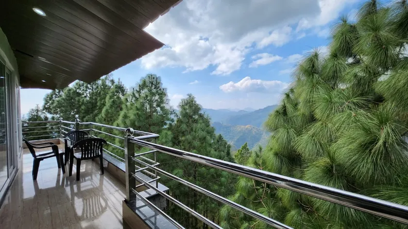 A hidden 2BHK gem in the hills of Lansdowne - Image 1