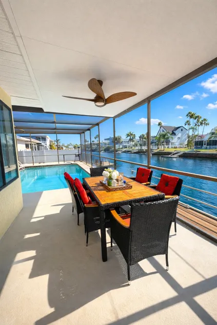 Direct gulf access! Pool, gameroom, kayaks! Bikes - Image 1