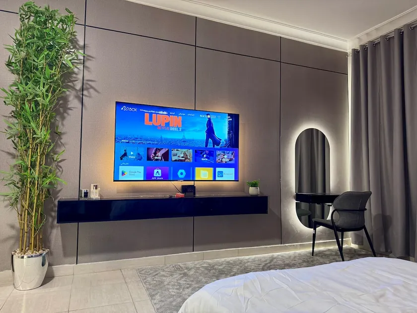 Ground floor studio with king size bed (self check-in) - Image 1