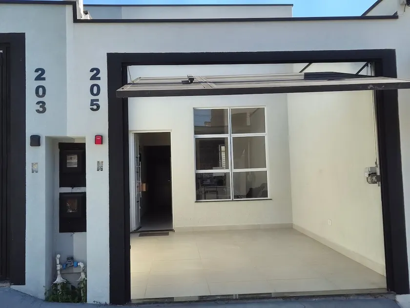 Rede Urbana | 2-Bedroom House, Air Conditioning, Garage | Up to 8 Guests - Image 1