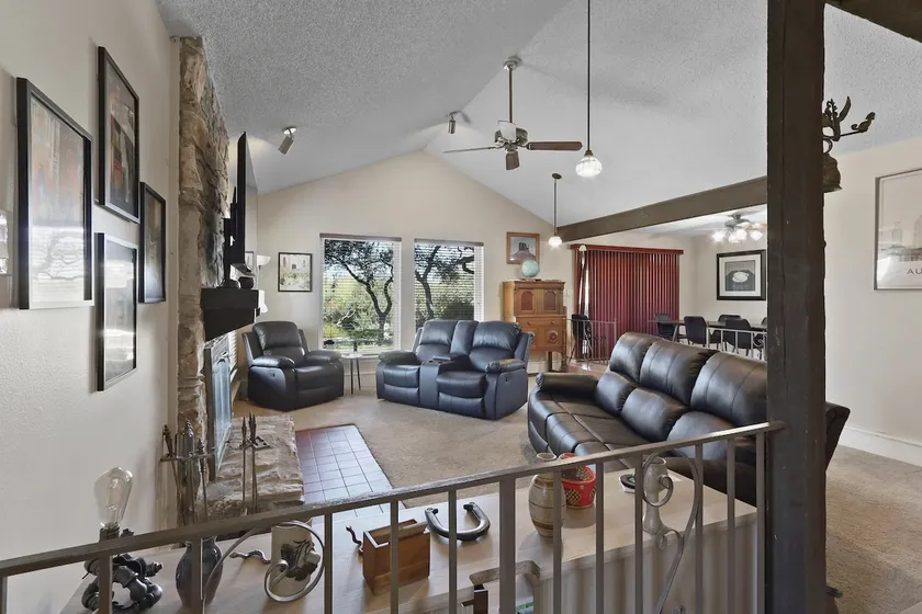 Cozy 3BR Retreat Near Lake Travis! - Image 1