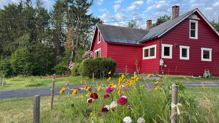 Berkshire Forest Getaway - Image 1