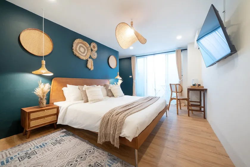 Bohemian-style 2BR Apartment Suites in Kata Beach - Image 1