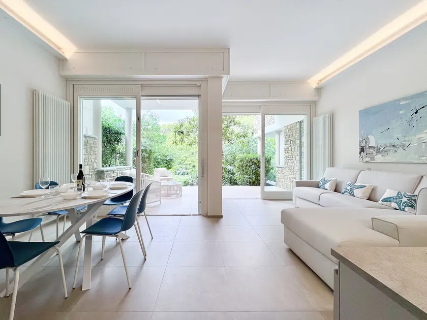 Hostdomus - The Princess Suite Pinamare - Image 1