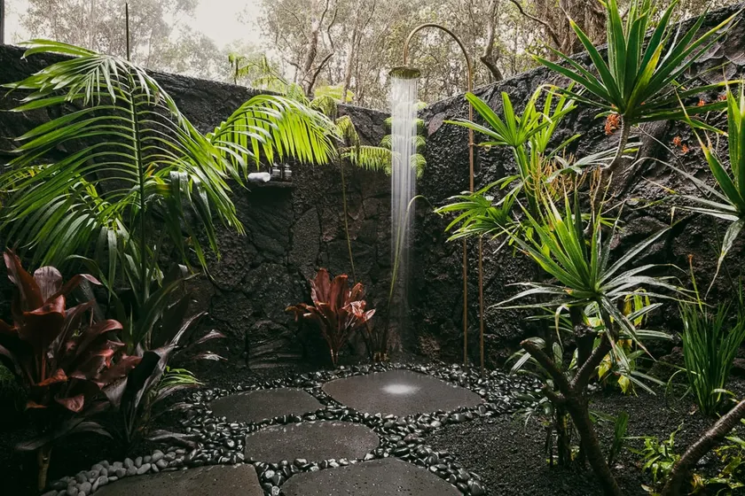 Hale Mahina | Modern | Near Volcano NP - Image 1