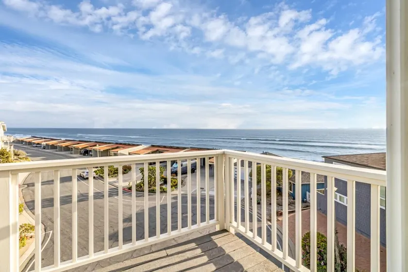 Stylish three bedroom in La Selva w/ Ocean Views! - Image 1