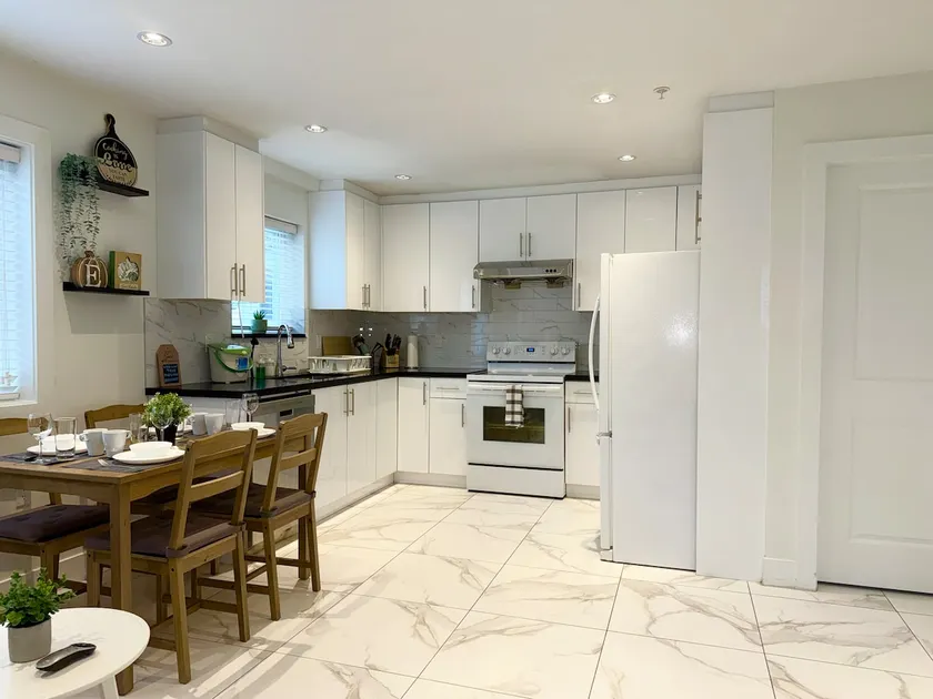 3BR 2BTH | Quiet | Spacious | Central | Modern - Image 1