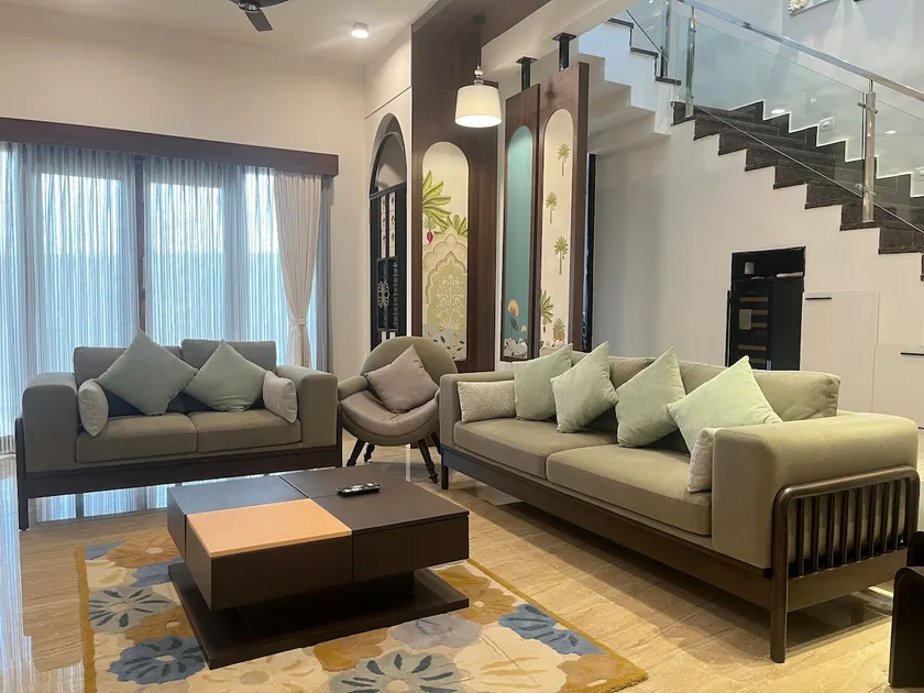 MYS - Premium Haus: AC 4BHK, 70'TV, Private Garden - Image 1
