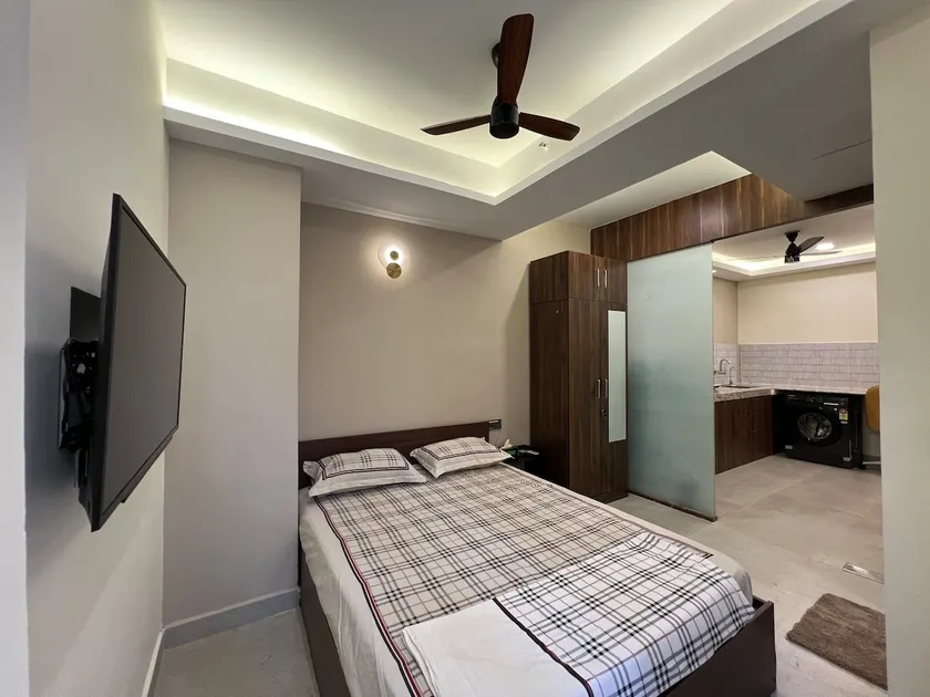 Chennai Fudoson F-117 - Image 1