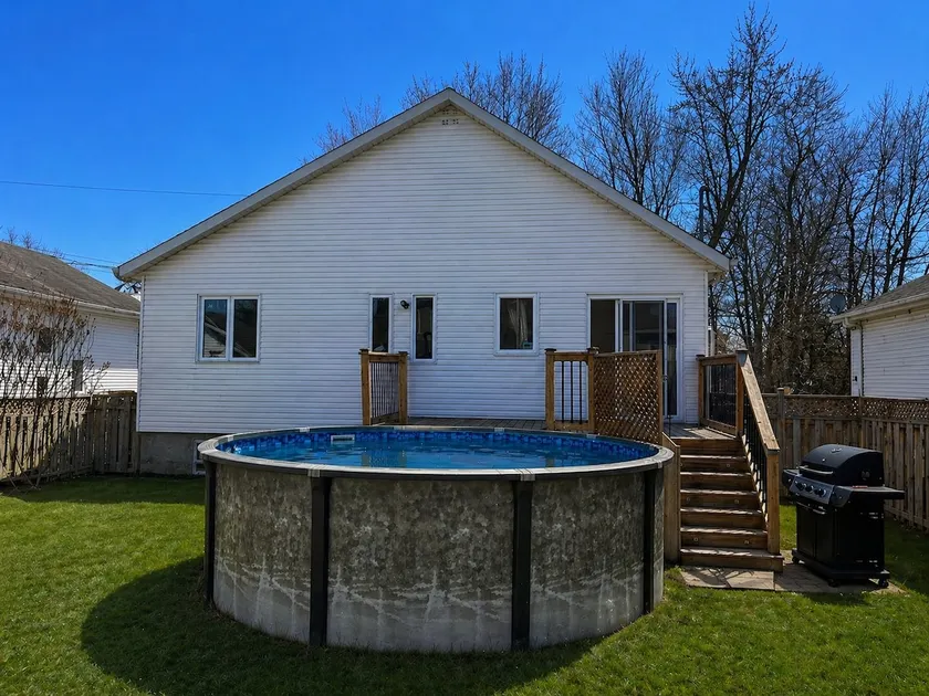 Private pool • 3 bedrooms • Beach & Marina - Image 1