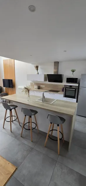 4 Bedroom Villa: Garden, Netflix - Image 1