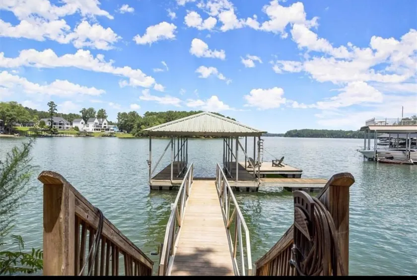Cumming Deep Water Retreat - a Lake Lanier Haven - Image 1