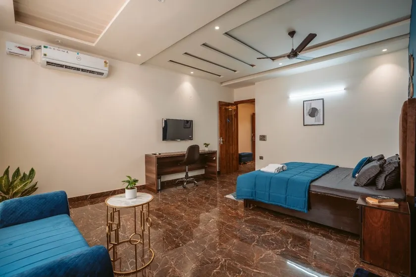 Peaceful Stay Near City Center - Image 1