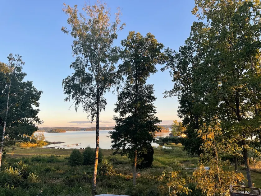 The Lakeview house - Image 1
