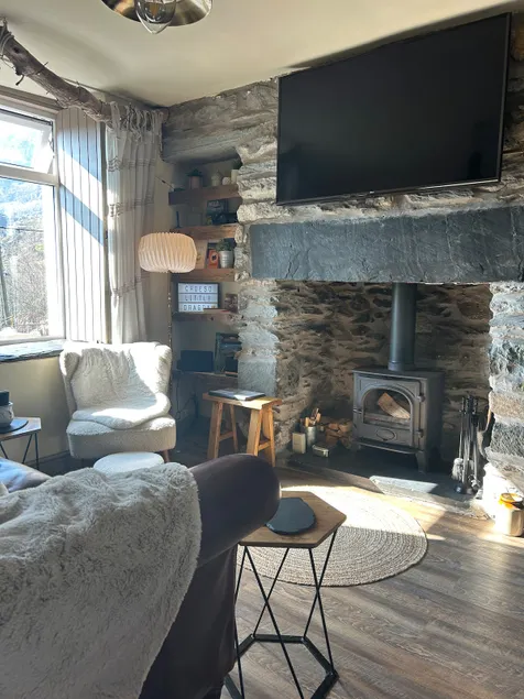 Zip Cottage Sleeps 2-3 climb snowdon zip world - Image 1