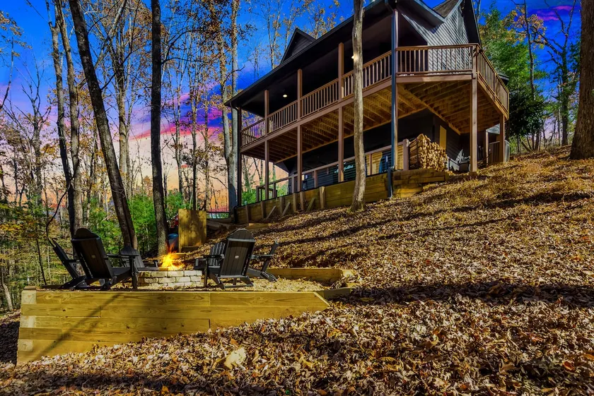 Modern Mountain Escape | Fire Pit + Game Room - Image 1