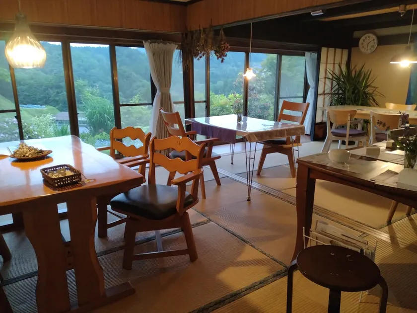 Guest house with a small field in a rural area.Groups welcome.The sound of the wind, the chirping of birds, and the starry sky will welcome you - Image 1