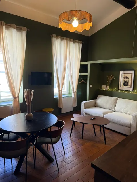 Green Bancha - Image 1