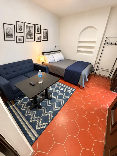 100%private•downtown•WiFi•smartTV•equipped•kitchen - Image 1