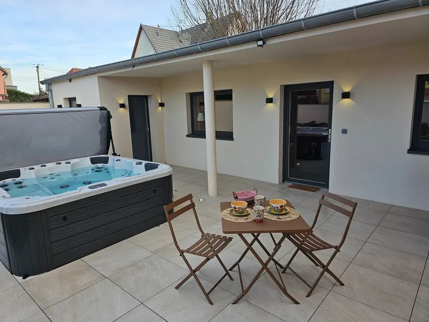 Coeur de Jardin – 100% Private Spa – Unique & Cozy - Image 1
