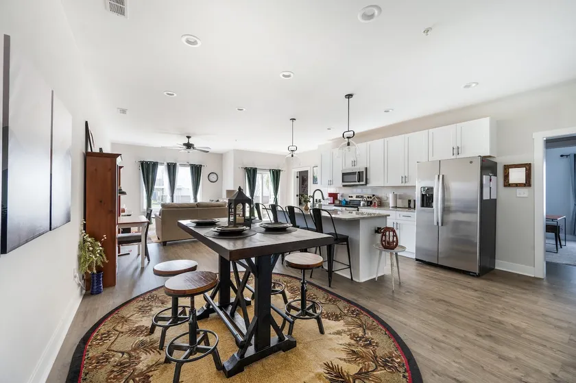 Beautiful 2BR Condo | *2KING BEDS* | Private Patio - Image 1