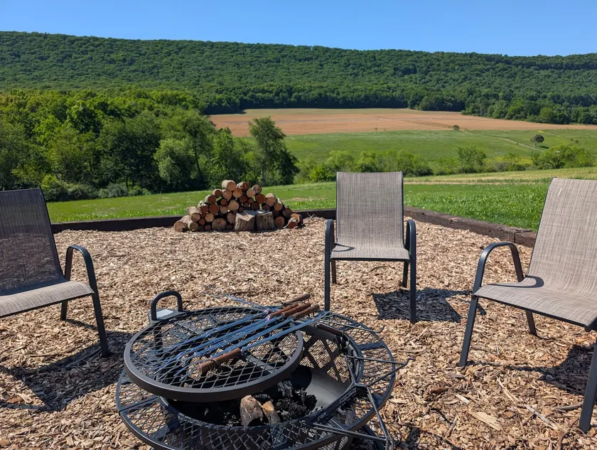 New Listing: The Riehl Irish Valley View - Image 1