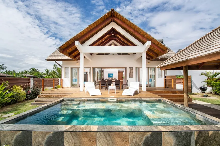 Villa Te Moana by Ona Iti Villas, Moorea - Image 1