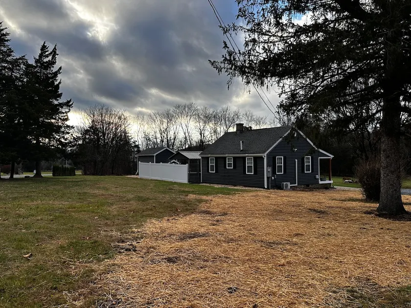 Newly Listed Ida Homestead Mountain View’s Hot Tub - Image 1